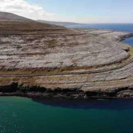 On Wild Atlantic Way 아파트
